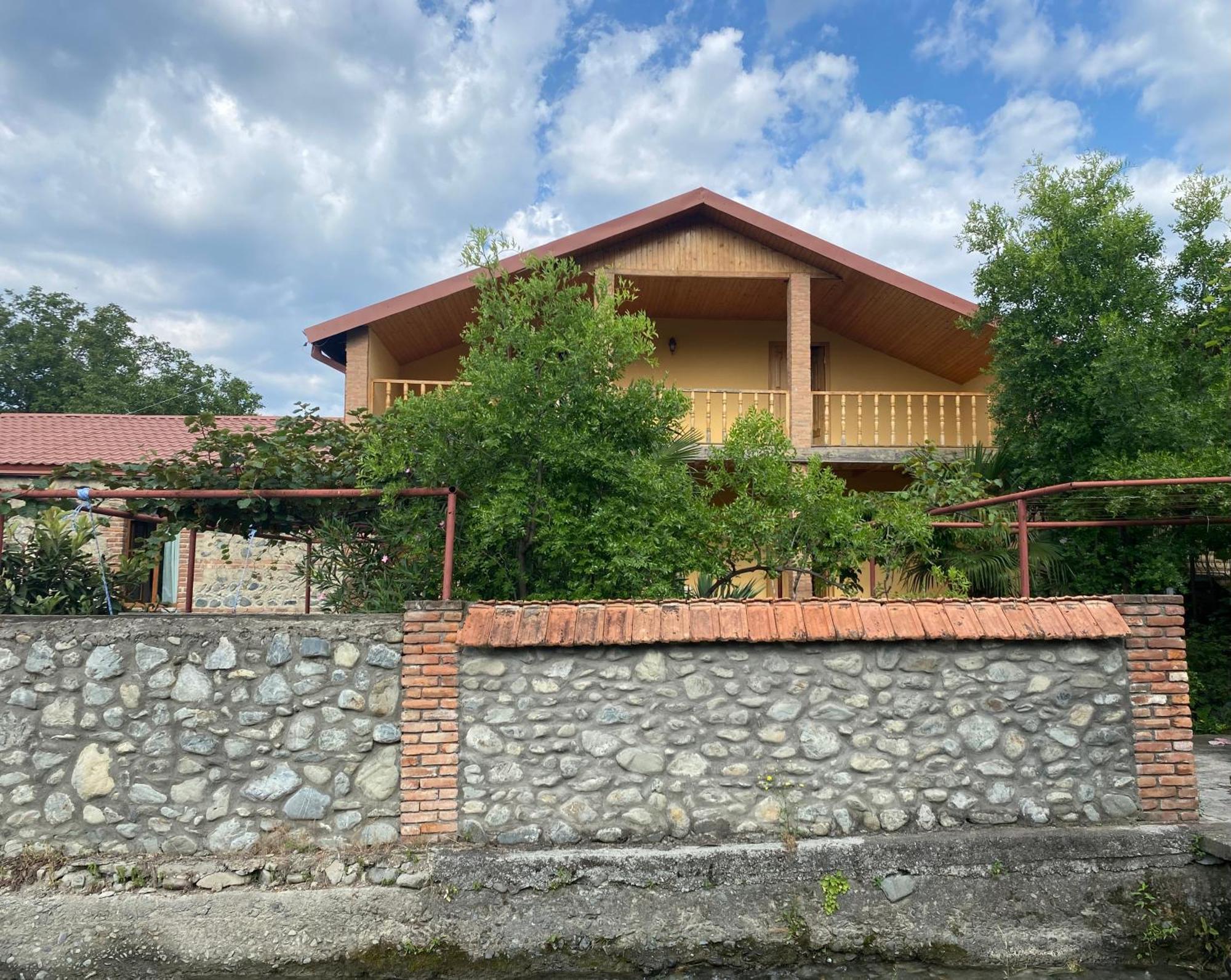 Old House Otel Lagodehi Dış mekan fotoğraf