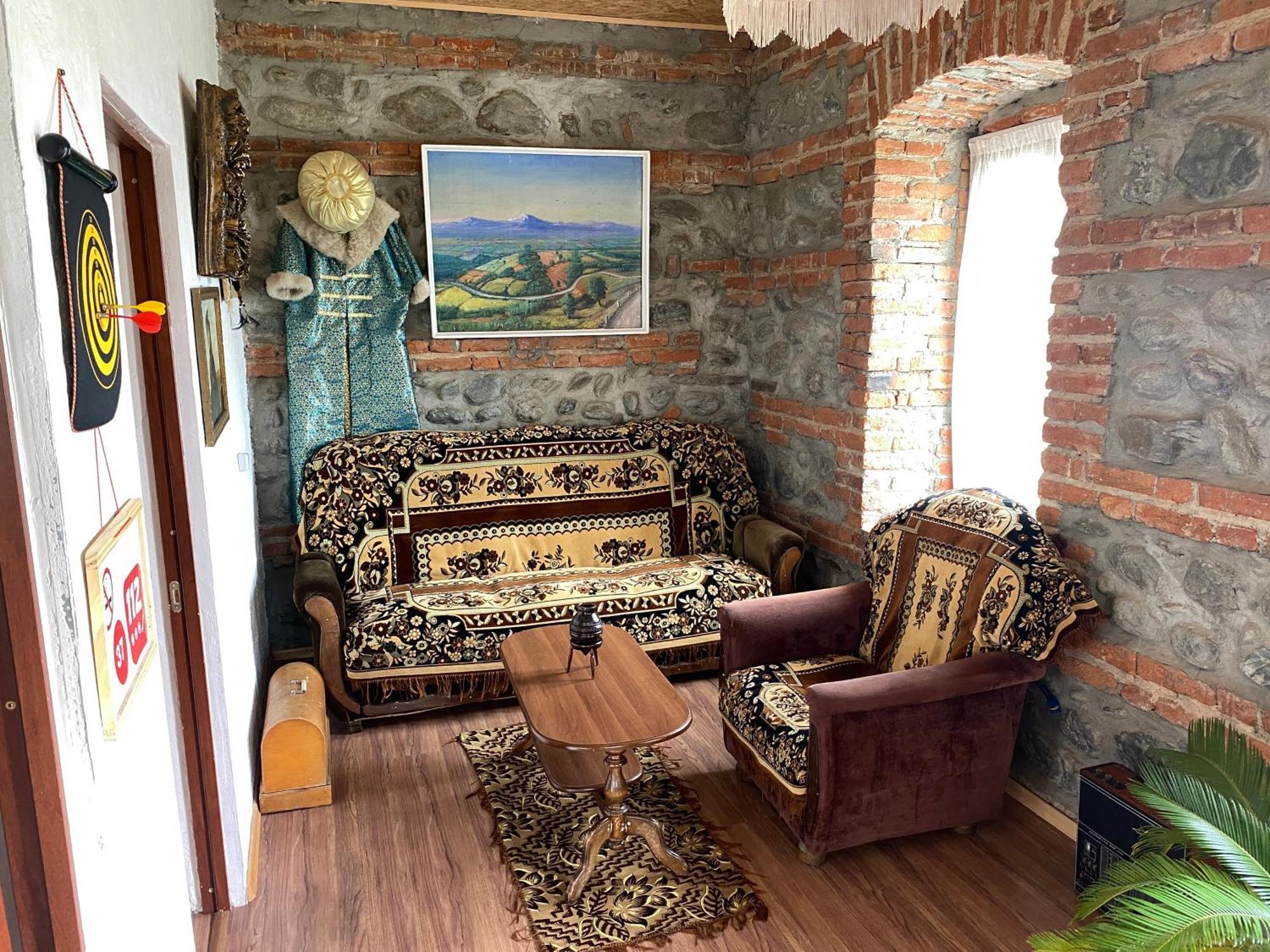 Old House Otel Lagodehi Dış mekan fotoğraf